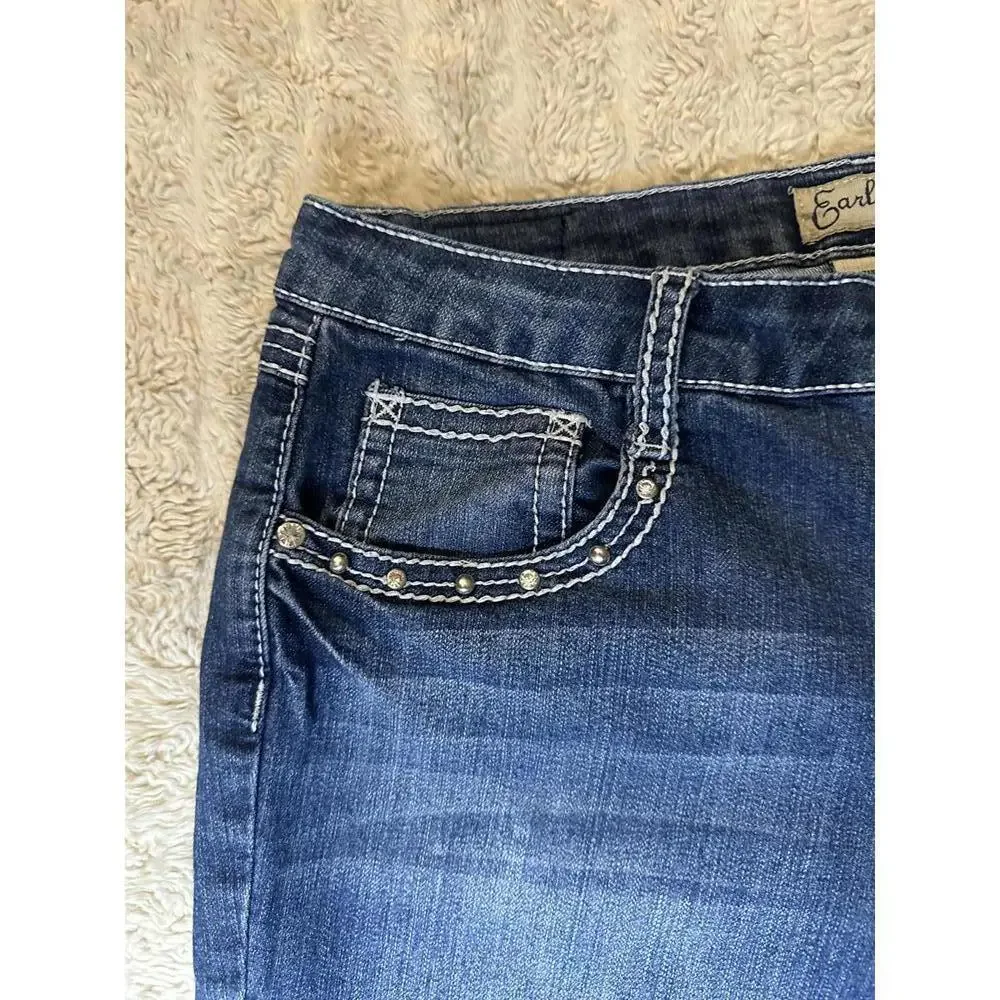 Vtg Earl Jeans Y2K medium wash rhinestone embellished denim capris Size 8 - Picture 3 of 8